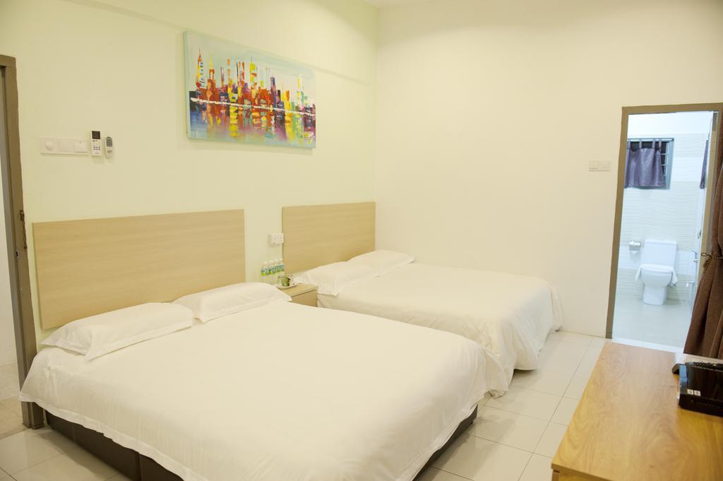 Raintown Inn Taiping Bagian luar foto